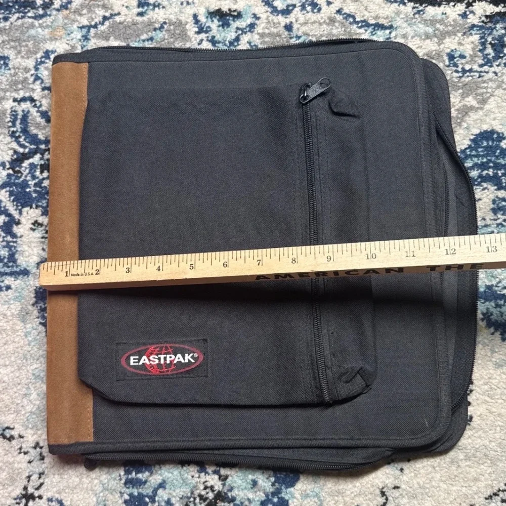Eastpak Vintage Black‎ Canvas Suede Spine Zip Around Binder Portfolio Case Black